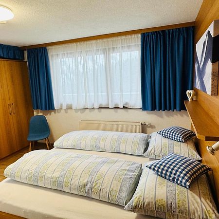 Hotel Garni Enzian Дамульс Экстерьер фото