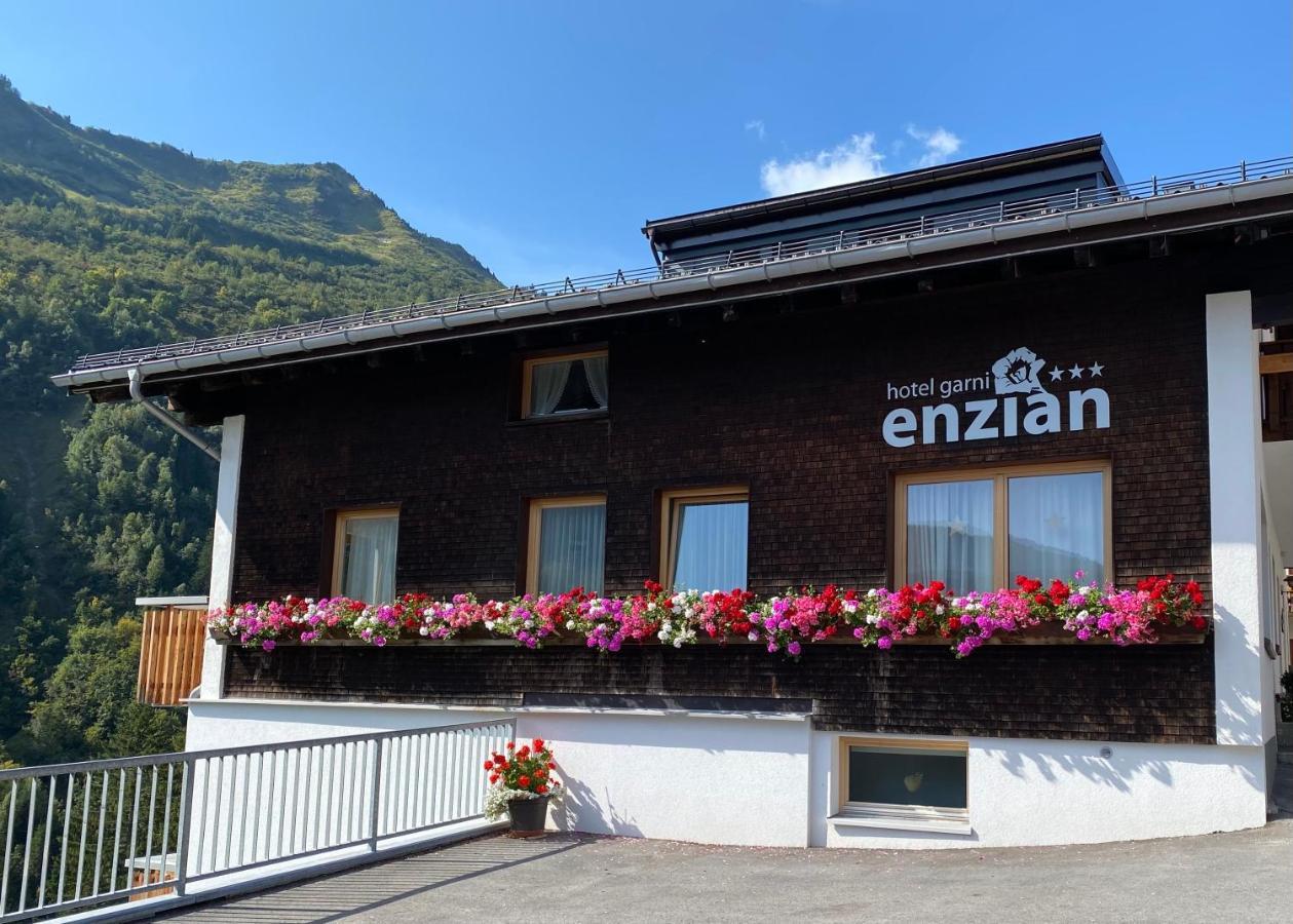 Hotel Garni Enzian Дамульс Экстерьер фото