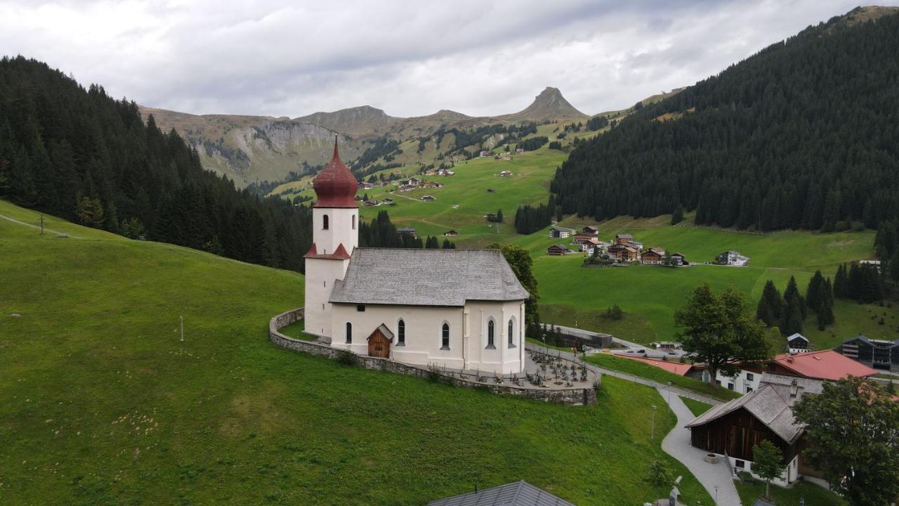 Hotel Garni Enzian Дамульс Экстерьер фото